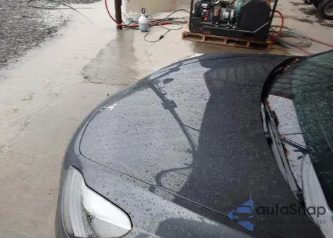 2022 Tesla Model 3 Long Range Dual Motor All-Wheel Drive z USA, uszkodzony, nr VIN 5YJ3E1EB3NF192506